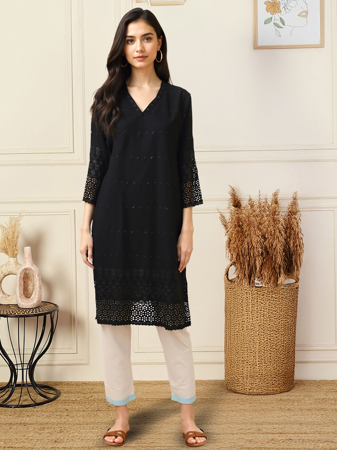 Picture of Sleek and Stylish Lace-Detail Kurta